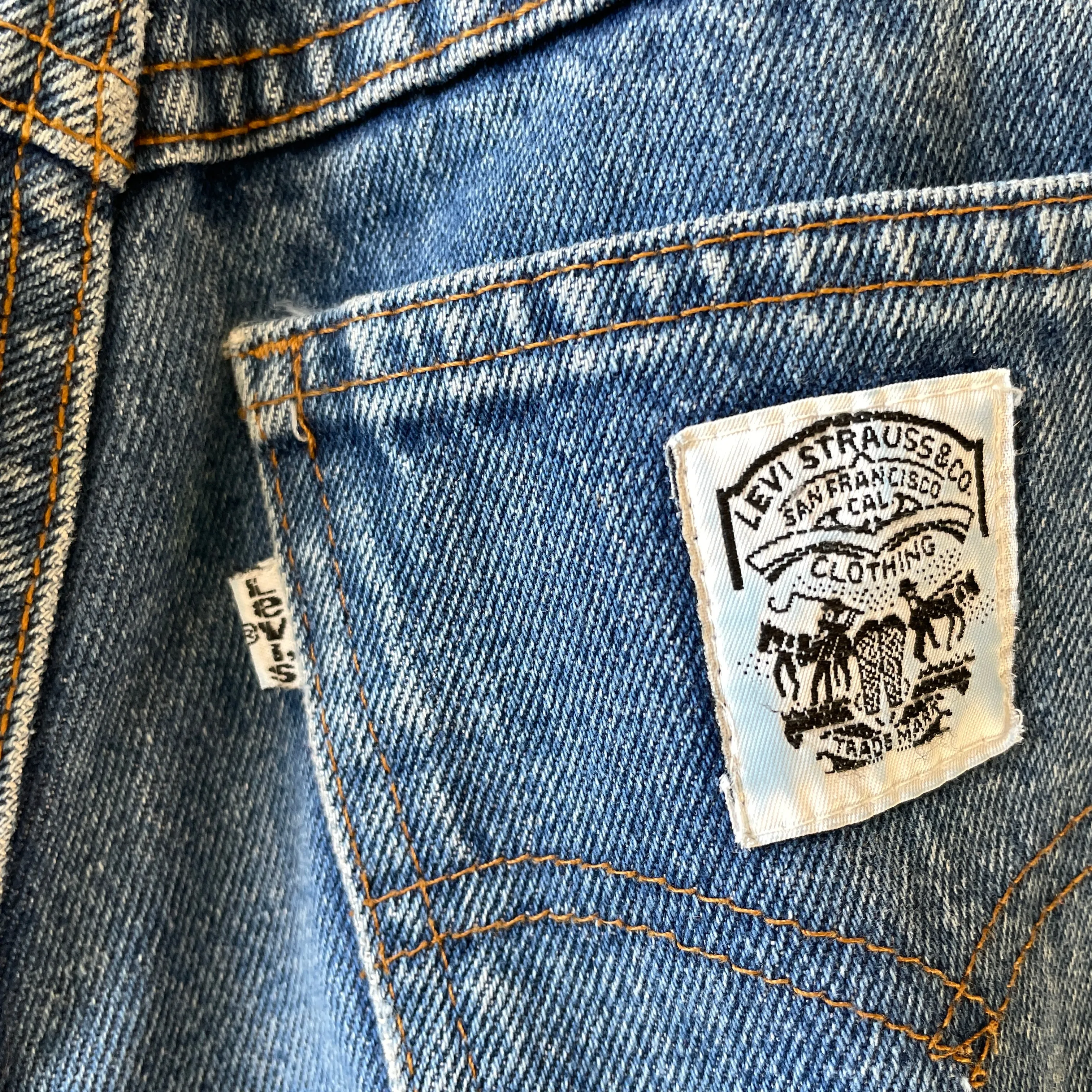 80’s Levi’s White Tab Denim - 27" x 29"