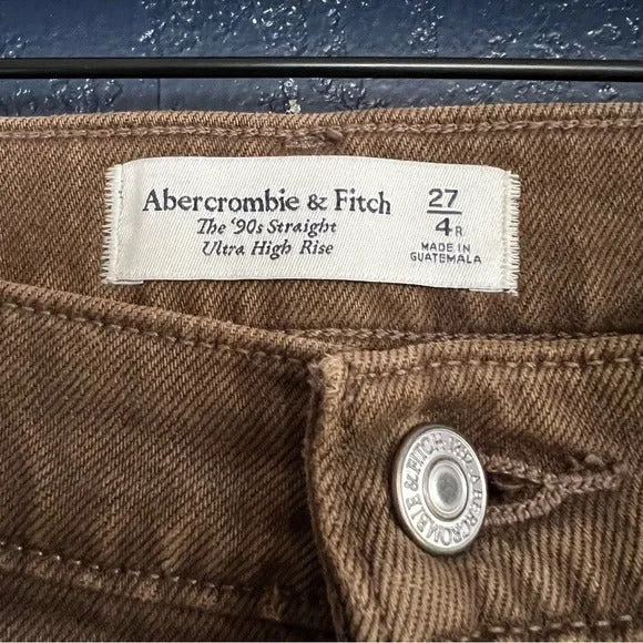 Abercrombie & Fitch The 90s Straight Ultra High Rise Jeans
