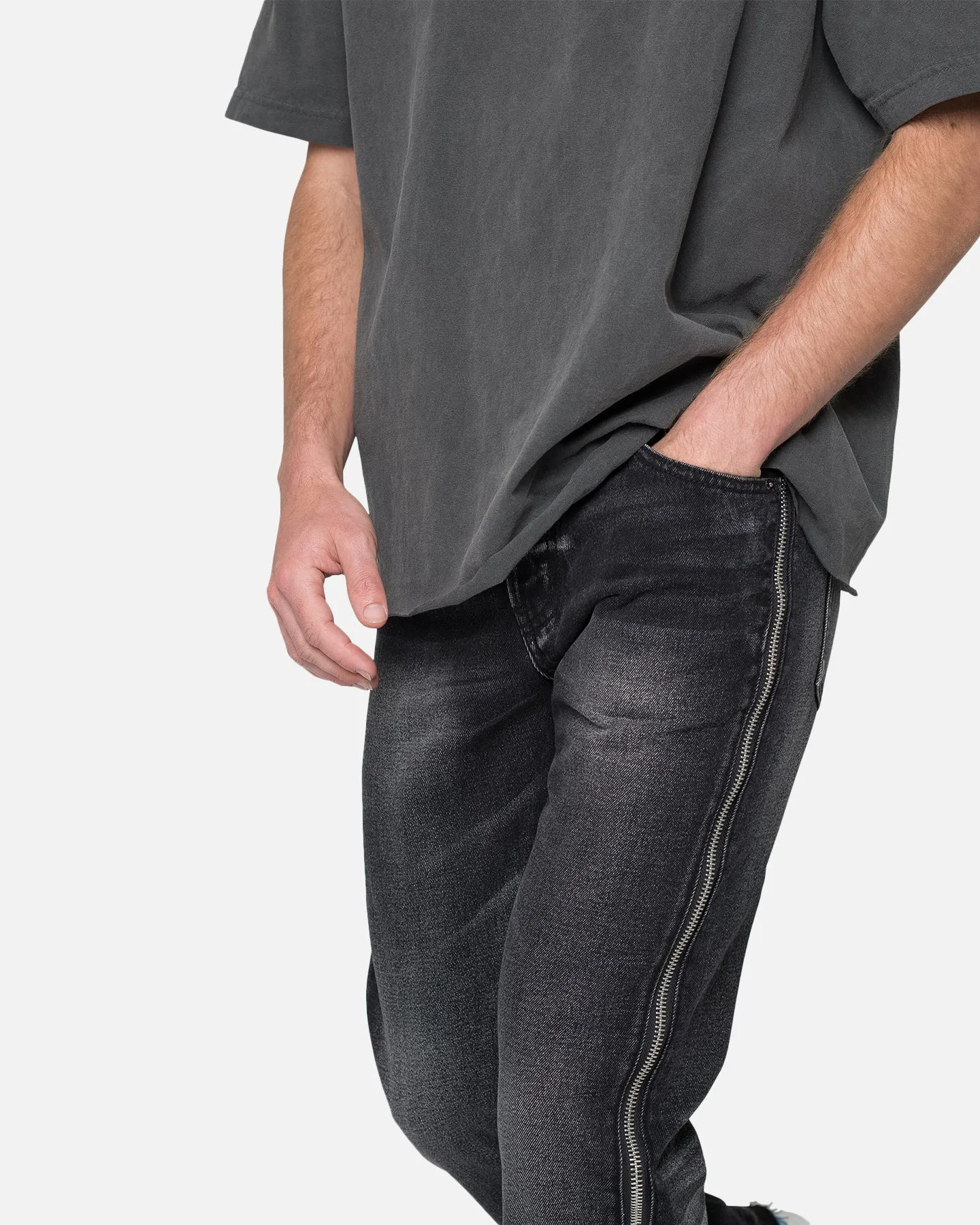 MNML D558 Straight Stripe Denim Jeans Black